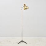1712 1009 Golvlampa